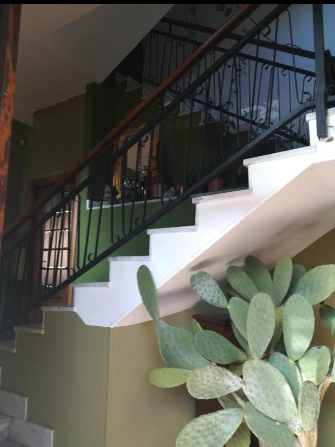 דירות טורינו Yellow House מראה חיצוני תמונה