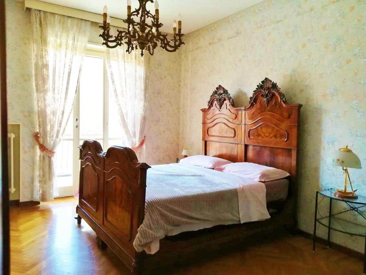 דירות טורינו Yellow House מראה חיצוני תמונה