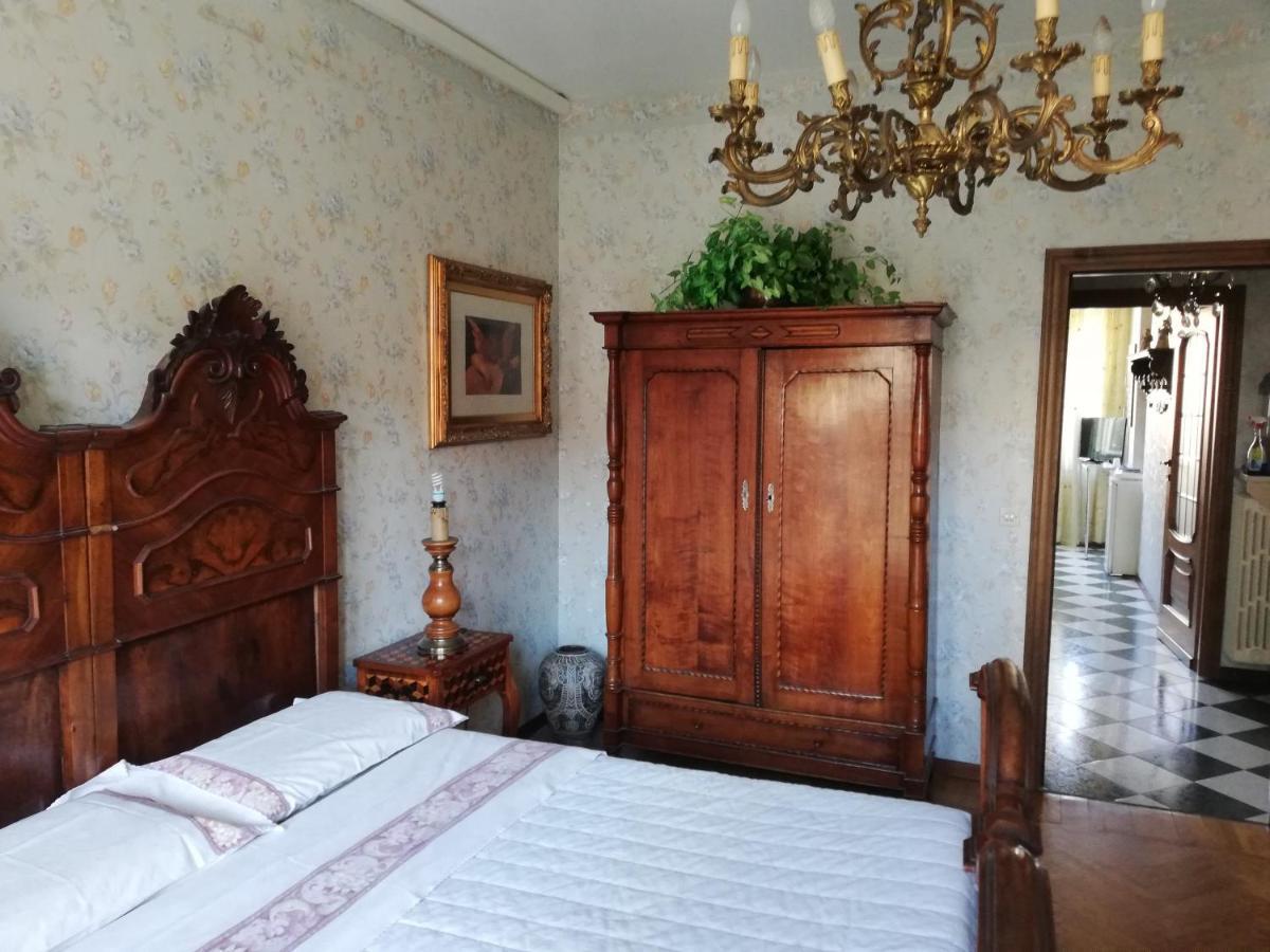 דירות טורינו Yellow House מראה חיצוני תמונה